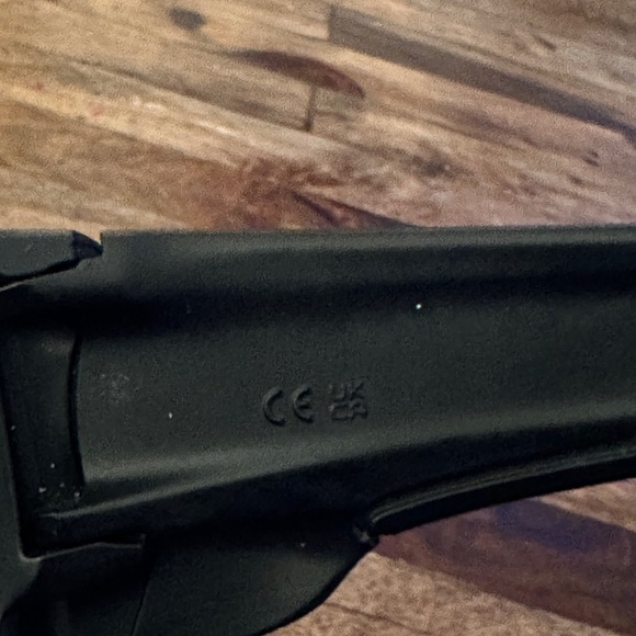 Oakley Fuel Cell sunglassess - Picture 7 of 9